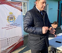 Заместитель председателя Городской Думы провёл приём граждан в микрорайоне Заозёрный