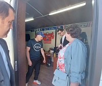 Новые тренажёры установили на спортивной площадке СОШ №30