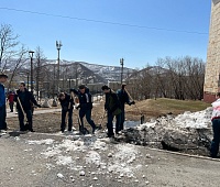 Депутаты Городской Думы Петропавловска-Камчатского принимают участие в экологических субботниках