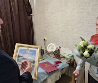 Ветеранам Великой Отечественной войны вручили нагрудные знаки «Почетный гражданин города Петропавловска-Камчатского»