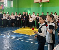 Мемориальный стенд погибшим участникам СВО открыли в школе №43