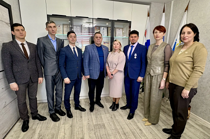 В Контрольно-счетной палате Петропавловска состоялась встреча с ветераном СВО — участником проекта «Герои Камчатки»