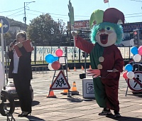 Первоклассников посвящают в пешеходы на Камчатке