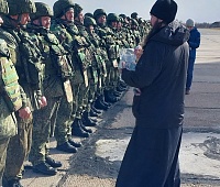 Защитников Родины торжественно провожают на Камчатке