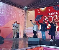 Праздник «Большая городская линейка – последний звонок 2022» состоялся в Петропавловске