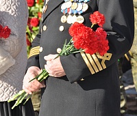 Жители Петропавловска почтили память погибших моряков и рыбаков